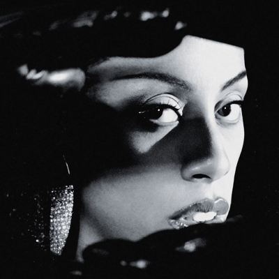 [Rochelle Jordan / Through The Wall]